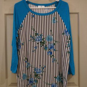 Amelia James XL Baseball Style Tee Shirt with Floral body and Blue Sleeves